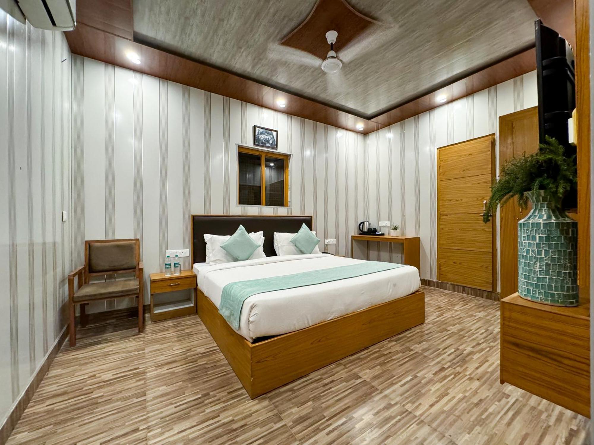 The White Oak Corbett Spa & Resort Rāmnagar Exterior foto
