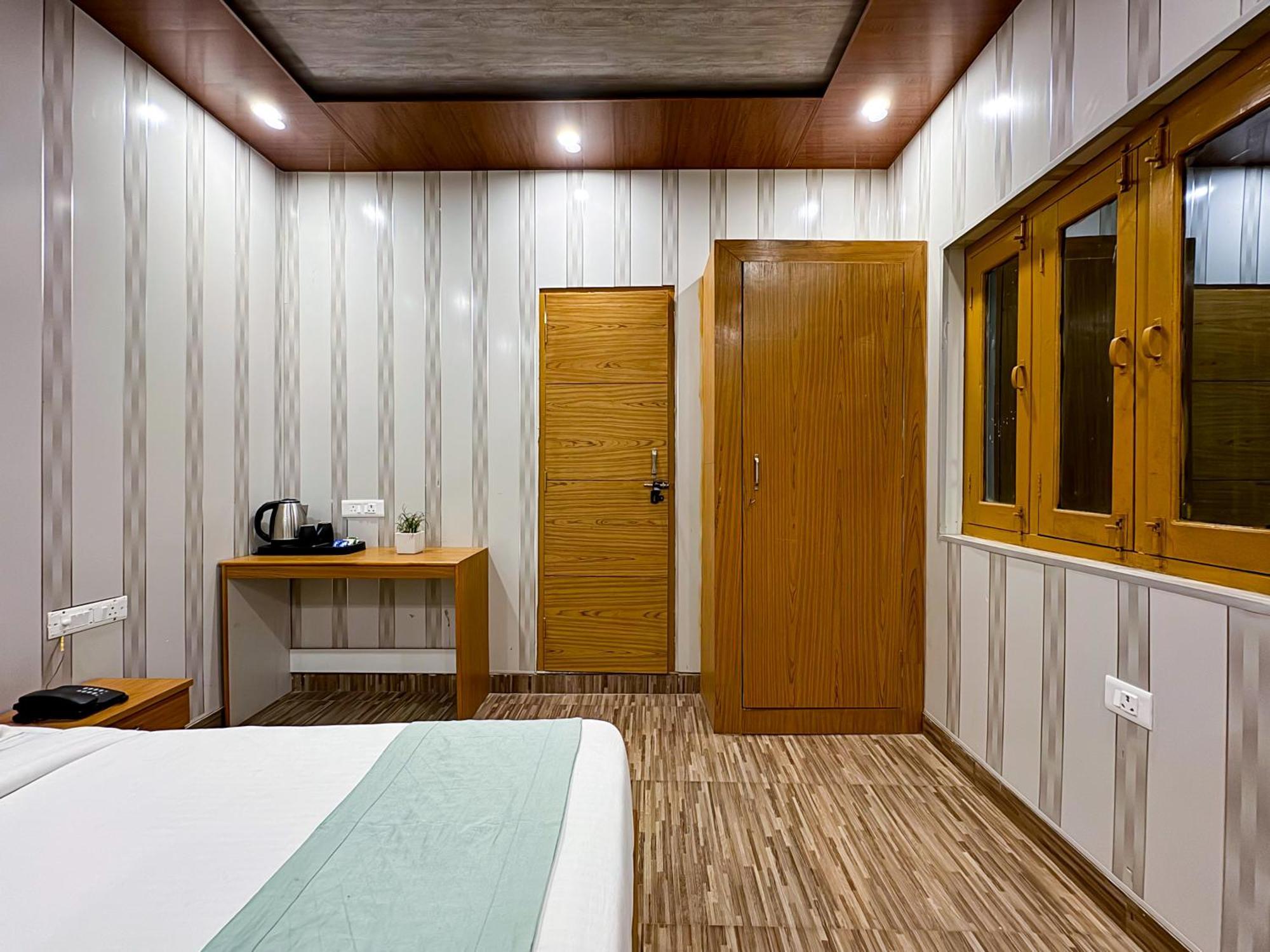 The White Oak Corbett Spa & Resort Rāmnagar Exterior foto