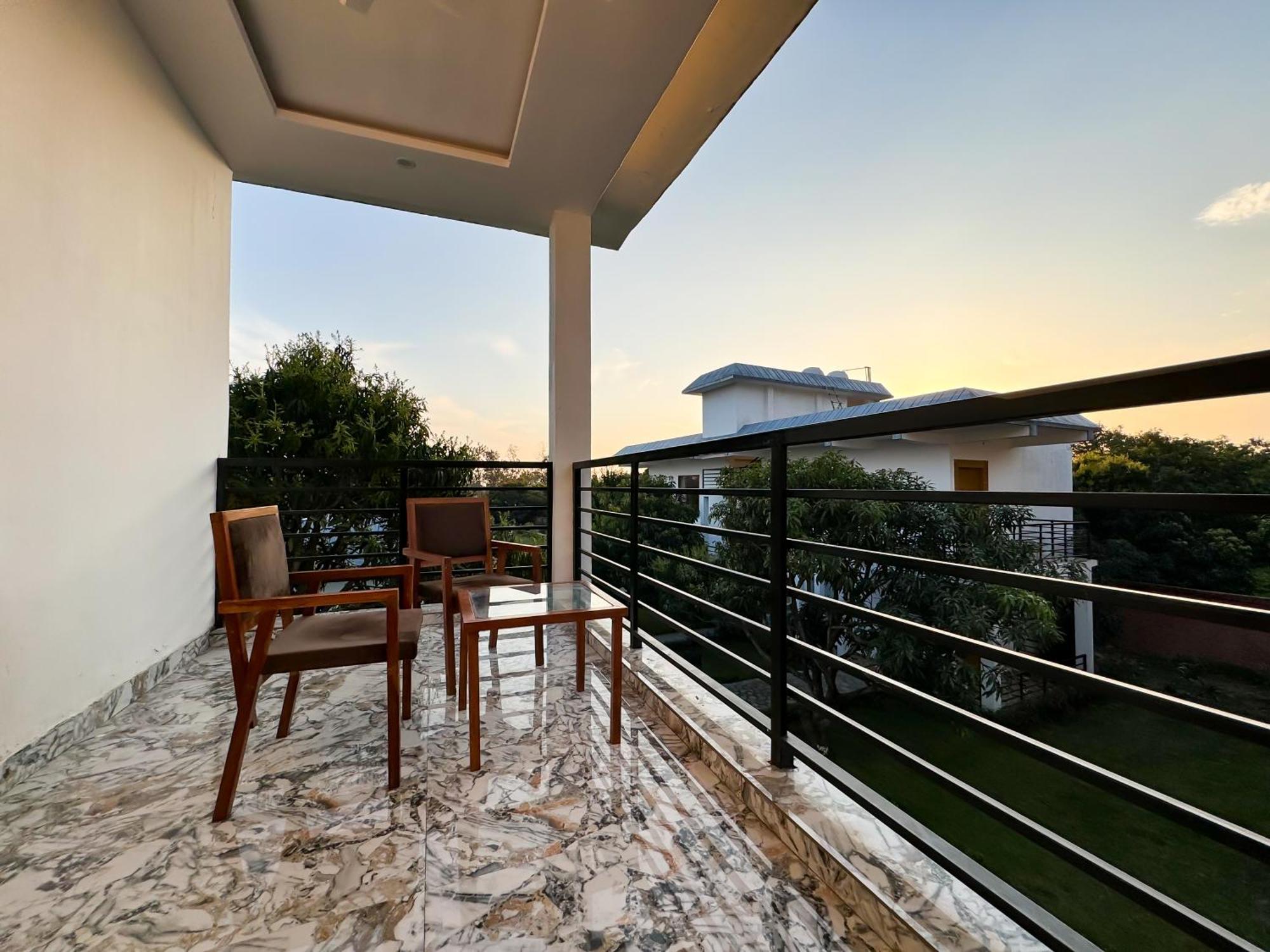 The White Oak Corbett Spa & Resort Rāmnagar Exterior foto
